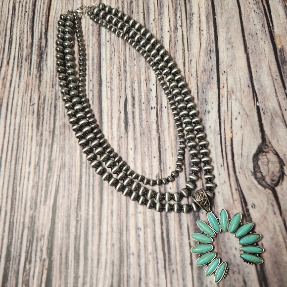 Turquoise Beaded Pearl Naja Pendant Layered Western Statement Necklace - Picture 2 of 4